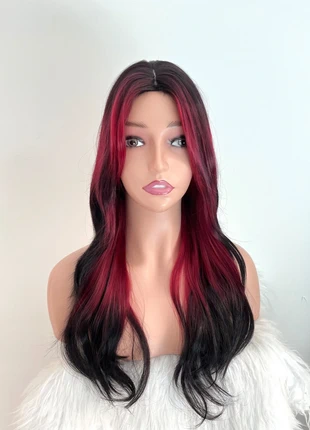 Perruque cosplay noire et rouge, staat: Heel goed, € 16,00, € 17,50 inclusief Kopersbescherming Pro