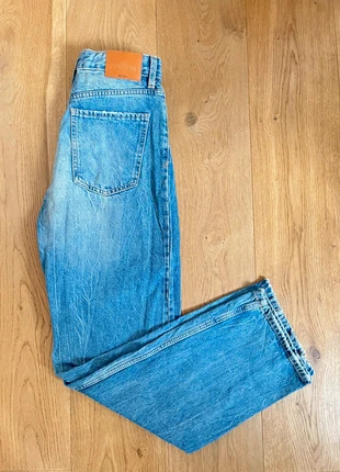 Jean femme Bershka FR38 coupe droite bleu denim coton, The Straight, très bon état, marke: Bershka, zustand: Sehr gut, größe: M / 38 / 10, 10,00 €, 11,20 € inklusive Vinted-Käuferschutz
