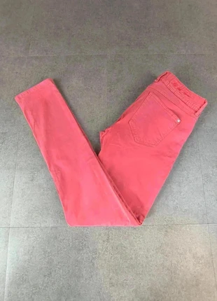 Jeans femme Kaporal rose - taille 30 (FR40) - bon état, marke: Kaporal, zustand: Gut, größe: L / 40 / 12, 10,00 €, 11,20 € inklusive Vinted-Käuferschutz