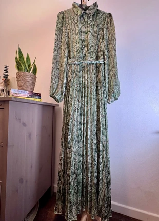 Lily Rose Green Snakeskin Maxi Dress, Collared, Long Sleeve, Size S/M, marque: Lily Rose, état: Neuf avec étiquette, taille: M / 38 / 10, 16,00 €, 17,50 € Protection acheteurs incluse