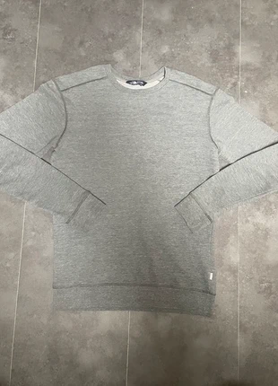 Sweat gris The North Face, marca: The North Face, estado: Muy bueno, tamaño: S, 39,99 €, 42,69 € Protección al comprador incluida