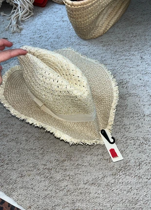 Straw hat, brand: New Look, condition: New with tags, size: One size, £1.50, £2.28 includes Buyer Protection