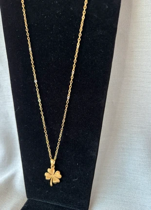Collier pendentif trèfle, marque: Tendance, état: Neuf avec étiquette, 9,99 €, 11,19 € Protection acheteurs incluse