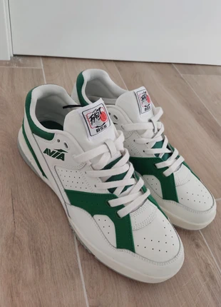 Zapatillas marca Avia color blanco y verde - Talla 46, marca: Avia, estado: Nuevo con etiquetas, tamaño: 46, 25,00 €, 26,95 € Protección al comprador incluida