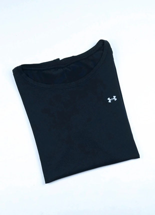 T-shirt / Maillot de sport Under Armour noir - Taille XL, marque: Under Armour, état: Très bon état, taille: XL, 10,00 €, 11,20 € Protection acheteurs (Pro) incluse