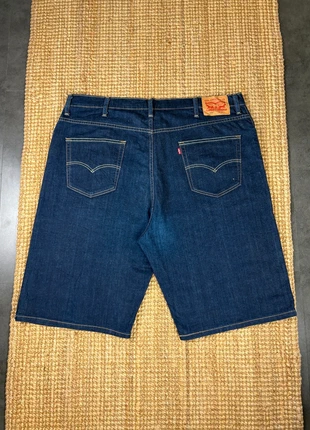 Short en Jean Bleu Marine Levi’s 569 Taille 44, merk: Levi's, staat: Heel goed, maat: W44 | FR 54, € 20,00, € 21,70 inclusief Kopersbescherming Pro