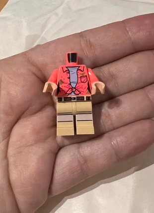 Lego parts - Dr Ellie Sattler, merk: LEGO, staat: Heel goed, maat: Universeel, € 2,00, € 2,80 inclusief Kopersbescherming