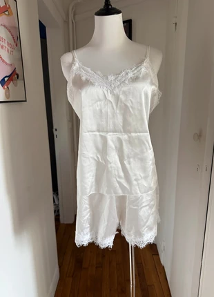 Ensemble pyjama lingerie mariée, marque: Shein, état: Neuf sans étiquette, taille: L / 40 / 12, 6,00 €, 7,00 € Protection acheteurs incluse