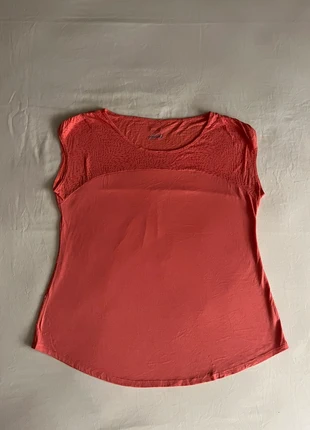 T-shirt Columbia Femme corail Taille L, merk: Columbia, staat: Heel goed, maat: L / 40 / 12, € 12,00, € 13,30 inclusief Kopersbescherming