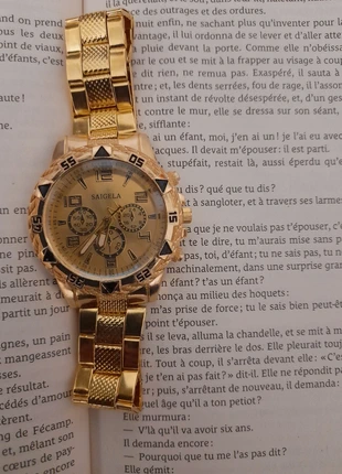Montre de luxe Saigela dorée, brand: Luxe, condition: New without tags, size: 43–46 mm, €10.00, €11.20 includes Buyer Protection