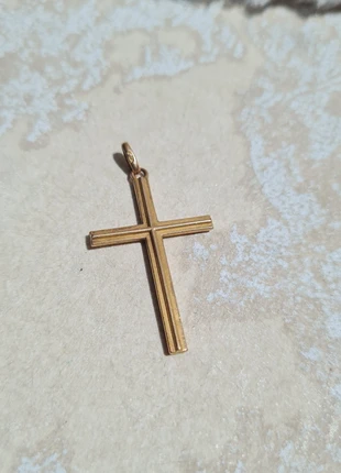 Pendentif grande croix en plaqué or  ( fix ), brand: Religion, condition: Very good, €8.00, €9.10 includes Buyer Protection Pro
