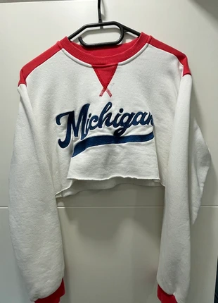 White Cropped “Michigan” Sweatshirt - Suite Benedict, brand: Suite Benedict, condizioni: Ottime, taglia: S / IT 40 / EU 36, €6.95, €8.00 include la Protezione acquisti