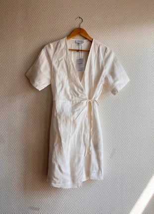 new 100% linen & Other stories 36 S wrap dress, marke: & Other Stories, zustand: Sehr gut, größe: S / 36 / 8, 37,00 €, 39,55 € beinhaltet Vinted-Käuferschutz Pro