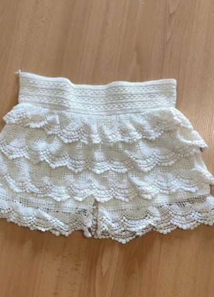 Calções renda tamanho M, condition: Good, size: M / 38 / 10, €2.00, €2.80 includes Buyer Protection