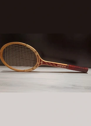 Racchetta tennis Adidas vintage nastase competition ads555, marke: adidas, zustand: Sehr gut, 45,00 €, 47,95 € inklusive Vinted-Käuferschutz