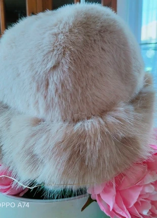 Chapeau fourrure synthétique T56 beige Neuve prix ferme, brand: Boutique Parisienne, condition: New without tags, size: 56, €7.90, €9.00 includes Buyer Protection