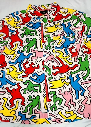 Colorful shirt Keith Haring, marca: H&M, estado: Muy bueno, tamaño: M, 13,00 €, 14,35 € Protección al comprador incluida