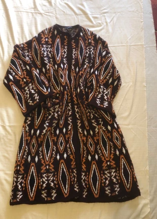 Veste pull long / large taille M et L, merk: Zara, staat: Heel goed, maat: M / 38 / 10, € 13,00, € 14,35 inclusief Kopersbescherming