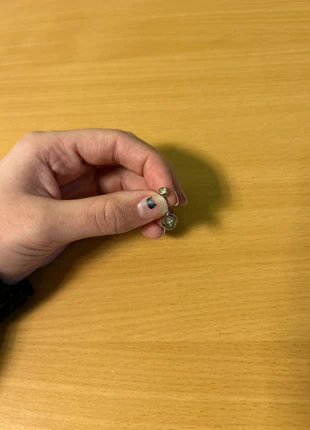 Navel piercing 2 diamantjes, merk: geen merk, staat: Heel goed, € 10,00, € 11,20 inclusief Kopersbescherming