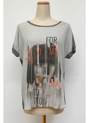 Totto Women’s Graphic Tee S Grey Heather Mixed Media Portrait Print Top, brand: Totto, condition: Very good, size: M / UK 12-14, £7.00, £8.05 includes Buyer Protection Pro