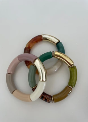 Set nieuwe elastieken armbanden trend, merk: Trend, staat: Nieuw zonder prijskaartje, € 4,50, € 5,43 inclusief Kopersbescherming