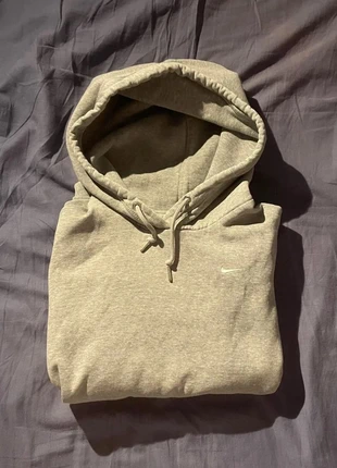 Pull Nike Gris Taille M, marque: Nike, état: Très bon état, taille: M / 38 / 10, 8,10 €, 9,21 € Protection acheteurs incluse