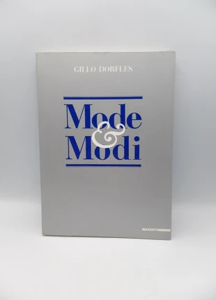 Gillo Dorfles – Mode & modi – Mazzotta 1990, staat: Heel goed, € 10,00, € 11,20 inclusief Kopersbescherming Pro