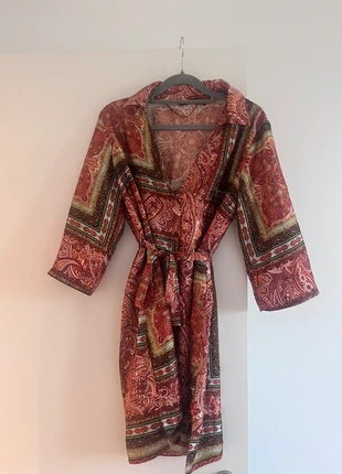 Zara satin shift dress, marque: Zara, état: Très bon état, taille: M / 38 / 10, 5,00 €, 5,95 € Protection acheteurs incluse