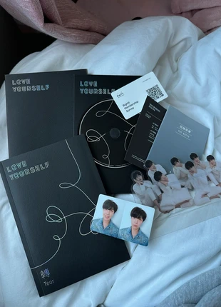 BTS Love Yourself Tear R Version Album, condition: Very good, €17.00, €18.55 includes Buyer Protection