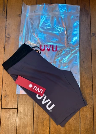 Short UVU – Gris L, brand: uvu, condizioni: Nuovo con cartellino, taglia: L, €65.00, €68.95 include la Protezione acquisti