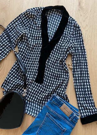 Blouse manches longues pieds de poule noir et velours, brand: Zara, condizioni: Ottime, taglia: XS / IT 38 / EU 34, €8.00, €9.10 include la Protezione acquisti