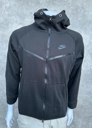 Veste Zip Nike Noir - Taille S, marke: Nike, zustand: Gut, größe: S, 17,90 €, 19,50 € inklusive Vinted-Käuferschutz