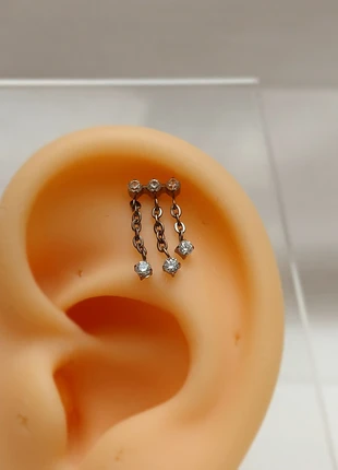 Bijou piercing helix labret en titane avec zircon clair, conch, helix, flat, tragus et lobe., marque: r'gos, état: Neuf sans étiquette, 16,00 €, 17,50 € Protection acheteurs incluse