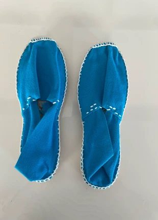 Espadrilles neuves enfant artisanales Espagne, couques main - pointure 30, marca: Unique, estado: Novo sem etiquetas, tamanho: 30, €20.00, €21.70 inclui Proteção do Comprador