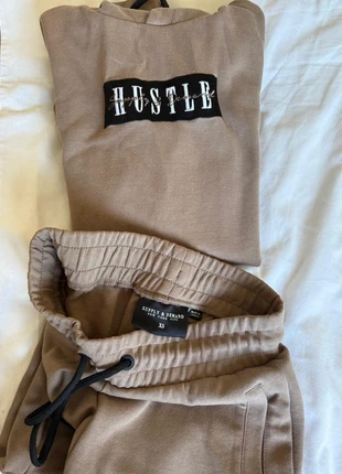 Green Hustle Hoodie and Shorts, brand: Hustler, condition: New without tags, size: XS, €20.00, €21.70 includes Buyer Protection