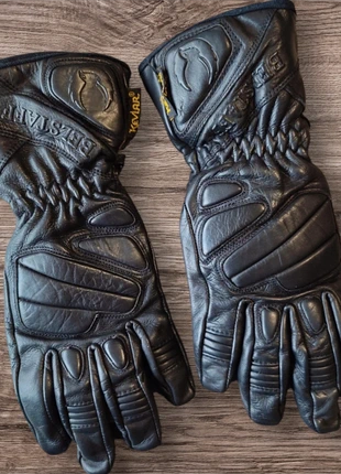 Gants de moto femme en cuir
Marque Belstaff .
Taille M. Keviar. En très bon état, marke: Belstaff, zustand: Sehr gut, größe: M, 30,00 €, 32,20 € beinhaltet Vinted-Käuferschutz Pro