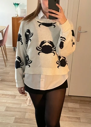 Pull blanc à motifs gravés bleu marine – H&M – Taille XS – Bon état, marke: H&M, zustand: Gut, größe: XS / 34 / 6, 10,00 €, 11,20 € inklusive Vinted-Käuferschutz