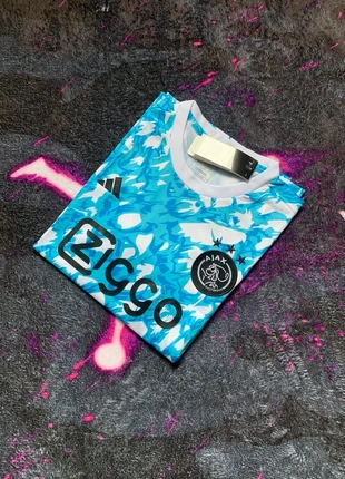 Maillot Amsterdam, marke: adidas, zustand: Neu, mit Etikett, größe: S, 20,00 €, 21,70 € inklusive Vinted-Käuferschutz