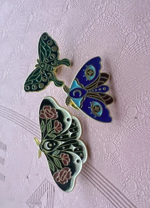 badge x3, brand: Badge, condition: New without tags, €7.99, €9.09 includes Buyer Protection Pro