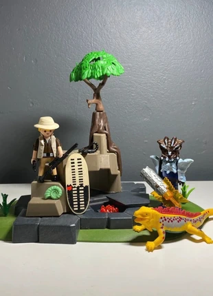 Forêt avec Playmobil aventurier avec grotte - Très Bon état, merk: Playmobil, staat: Heel goed, maat: Universeel, € 7,99, € 9,09 inclusief Kopersbescherming