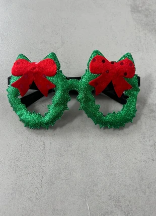 Lunettes vertes et cadeaux rouges Noël, estado: Muy bueno, 3,00 €, 3,85 € Protección al comprador incluida