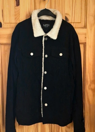 Black corduroy jacket, brand: BoohooMAN, condition: Very good, size: S, €5.00, €5.95 includes Buyer Protection
