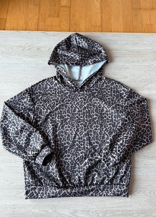 Sweat Leopard Style Y2K Size M, brand: y2k, condizioni: Nuovo senza cartellino, taglia: M / IT 42 / EU 38, €18.00, €19.60 include la Protezione acquisti