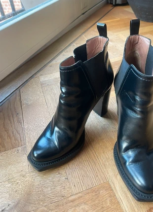 Pollini shoes, merk: Pollini, staat: Heel goed, maat: 40, € 44,00, € 46,90 inclusief Kopersbescherming