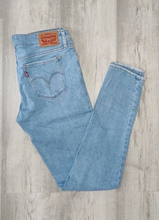 Levi's 711 skinny woman jean bleu clair - Taille FR38 / W28, brand: Levi's, condition: Very good, size: M / 38 / 10, €10.00, €11.20 includes Buyer Protection Pro