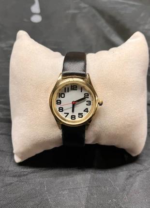 Montre Quartz femme, état: Très bon état, taille: Jusqu'à 30 mm, 10,00 €, 11,20 € Protection acheteurs incluse