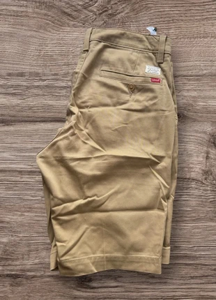 Short chino levi’s, marca: Levi's, estado: Muy bueno, tamaño: W31 | ES 41, 39,90 €, 42,60 € Protección al comprador Pro incluida