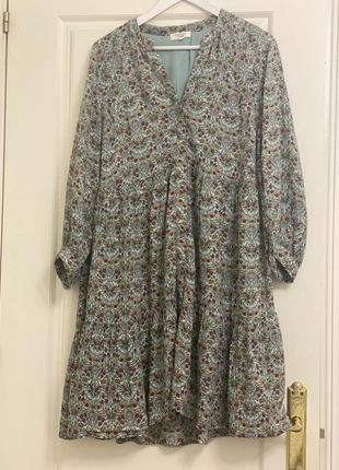 Vestido hippie boho florecitas de Caroll, marca: Caroll, estado: Muy bueno, tamaño: M / 38 / 10, 23,00 €, 24,85 € Protección al comprador incluida