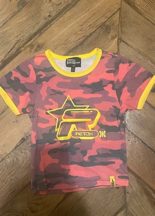 T-shirt style années 2000/skate, marque: Basic Pleasure, état: Neuf sans étiquette, taille: XXS / 32 / 4, 15,00 €, 16,45 € Protection acheteurs incluse