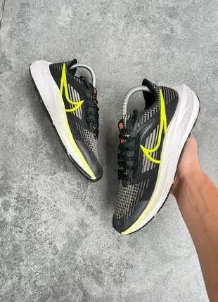 Nike Air Zoom Pegasus 39 - ‘Black Barely Volt’, brand: Nike, condition: Very good, size: 5, £25.00, £26.95 includes Buyer Protection